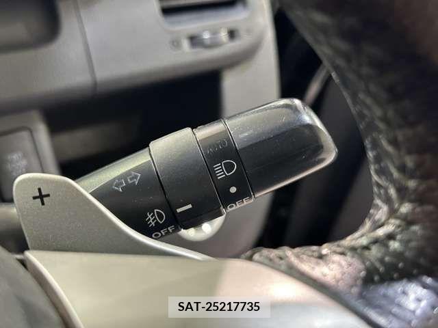 Toyota VOXY 2010-10 321316-16