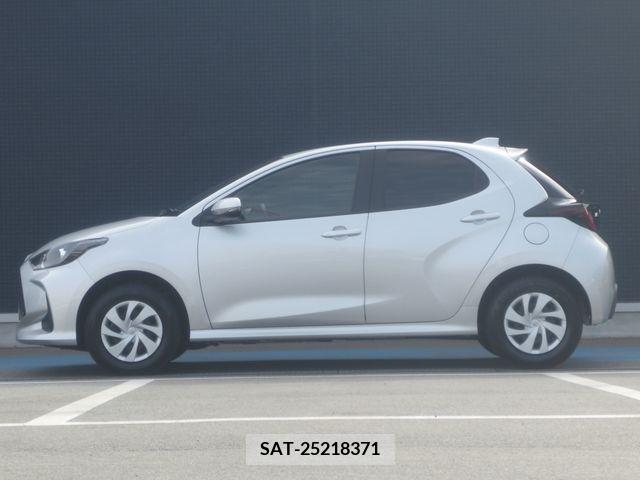 Toyota YARIS 2021-07 290849-16