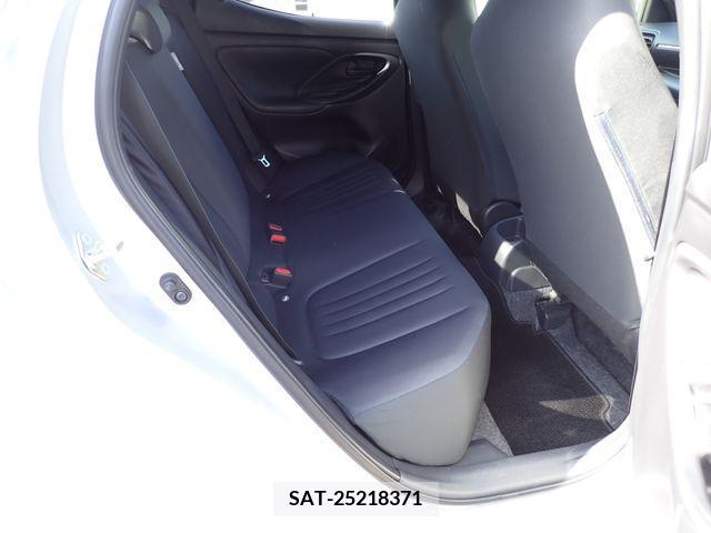 Toyota YARIS 2021-07 290849-14