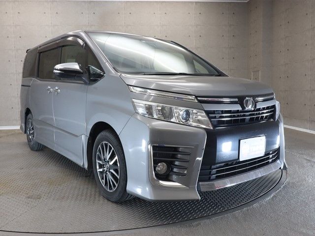 Toyota VOXY 2014-12 18386-20