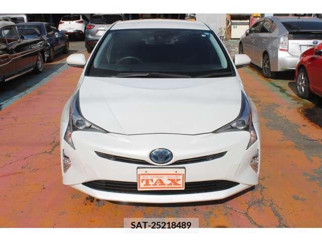 Toyota PRIUS 2017-09 211968-5