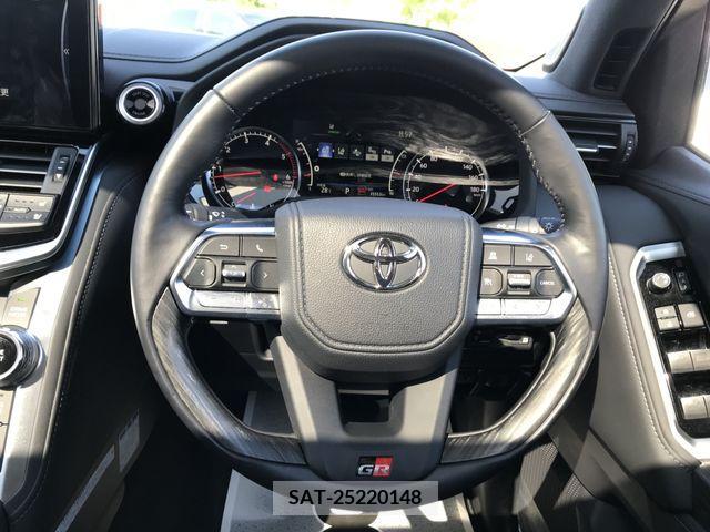 Toyota LAND CRUISER 2022-03 274627-13