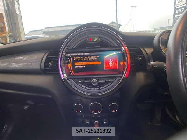 Bmw MINI 2019-06 330943-5