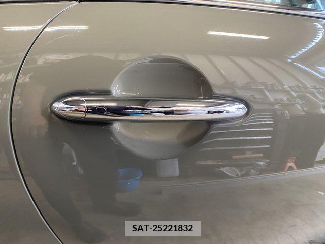 Bmw MINI 2019-06 330943-19