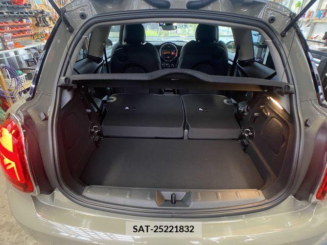 Bmw MINI 2019-06 330943-18