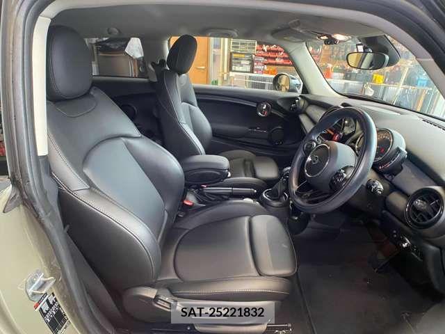 Bmw MINI 2019-06 330943-4