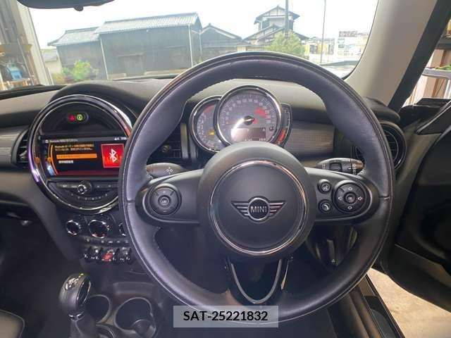 Bmw MINI 2019-06 330943-3