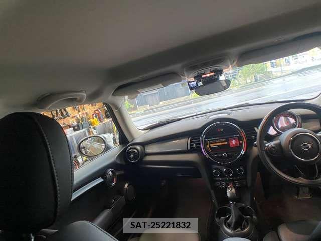 Bmw MINI 2019-06 330943-2