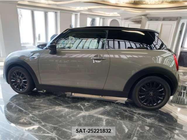 Bmw MINI 2019-06 330943-12