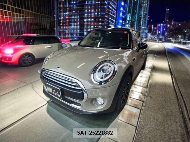Bmw MINI 2019-06 330943-9