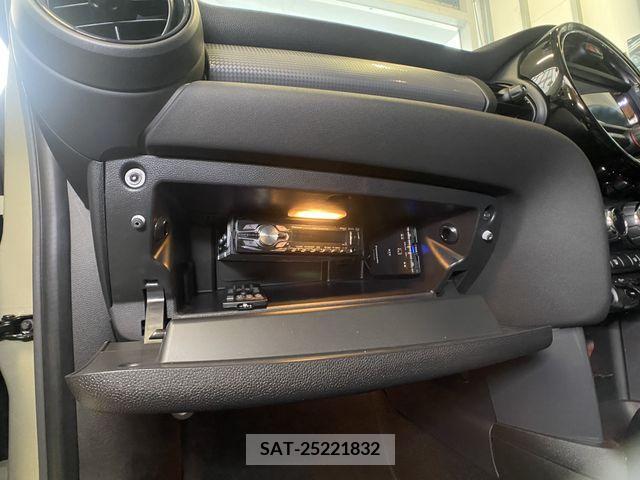 Bmw MINI 2019-06 330943-26