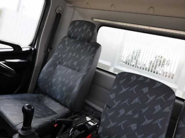 Hino RANGER 2014-03 11339-13