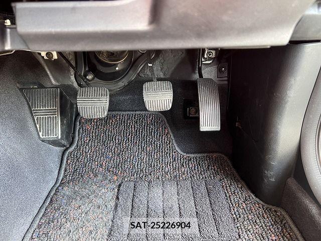 Nissan SILVIA 2000-05 202629-15