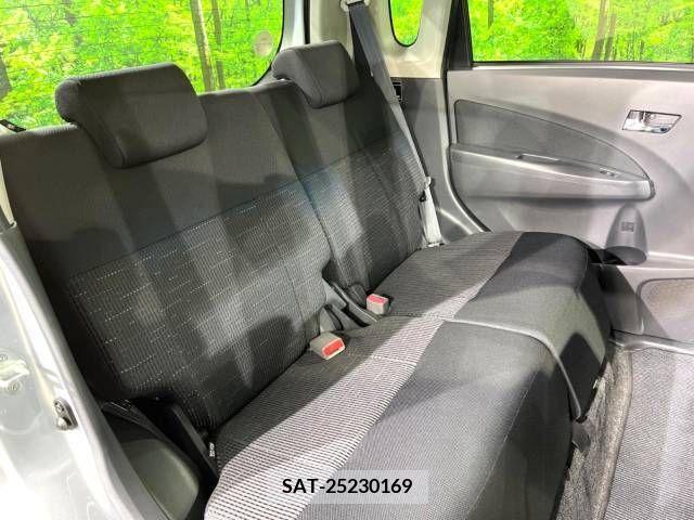 Daihatsu MOVE CUSTOM 2013-07 256771-9