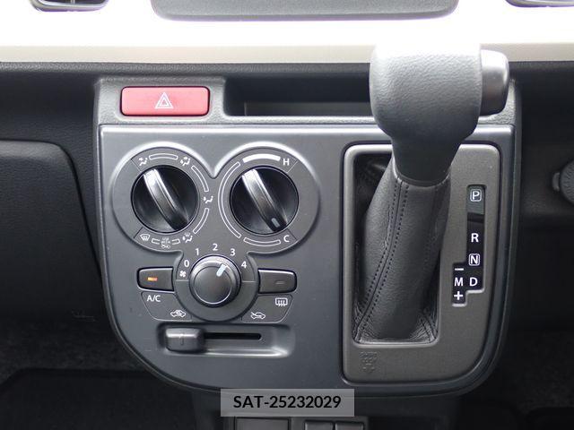 Suzuki ALTO 2017-02 305035-7