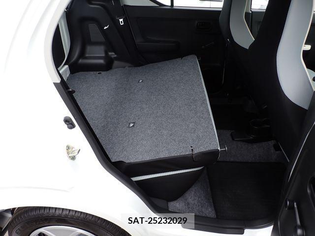 Suzuki ALTO 2017-02 305035-13