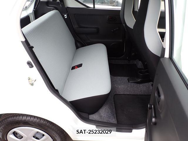 Suzuki ALTO 2017-02 305035-11