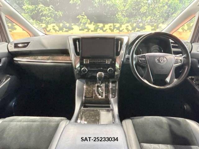 Toyota ALPHARD 2016-10 345835-1