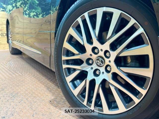Toyota ALPHARD 2016-10 345835-12