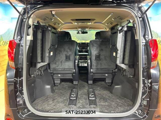 Toyota ALPHARD 2016-10 345835-10