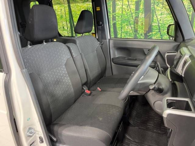 Toyota Pixis Mega 2016-02 28026-9