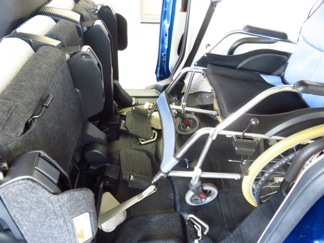 Toyota SIENTA 2018-11 13708-8