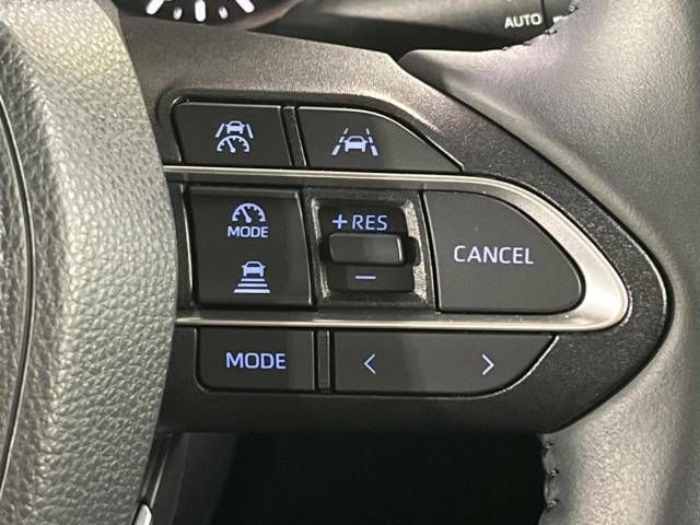 Toyota VOXY 2023-03 180569-7