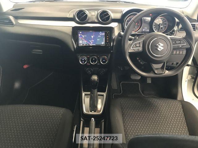 Suzuki SWIFT 2019-04 286686-1