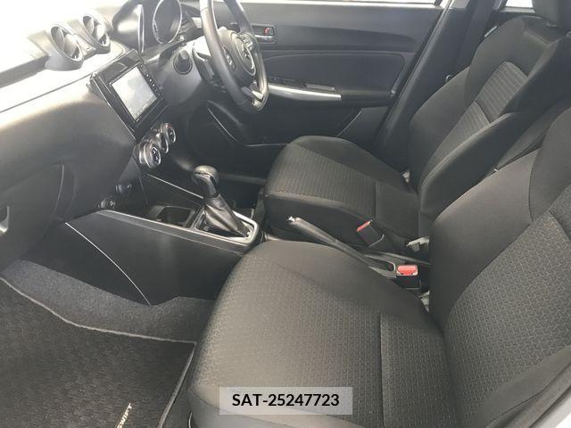 Suzuki SWIFT 2019-04 286686-9