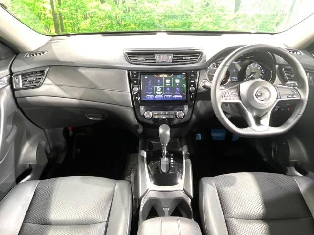 Nissan X-TRAIL 2018-03 194393-1