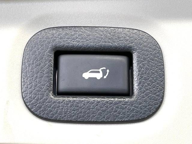 Nissan X-TRAIL 2018-03 194393-4