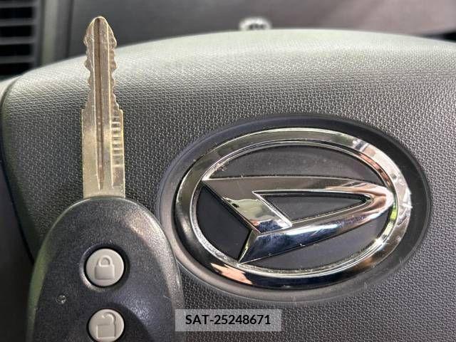Daihatsu MOVE 2012-03 377871-7