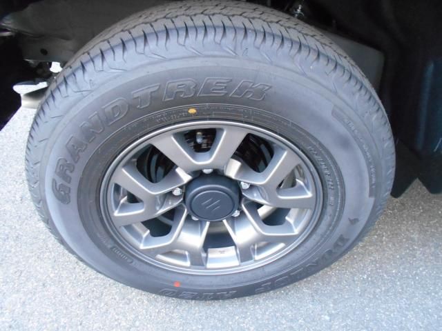 Suzuki JIMNY SIERRA 2023-11 27895-19