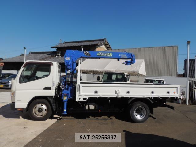 Mitsubishi CANTER 2015-11 332969-3
