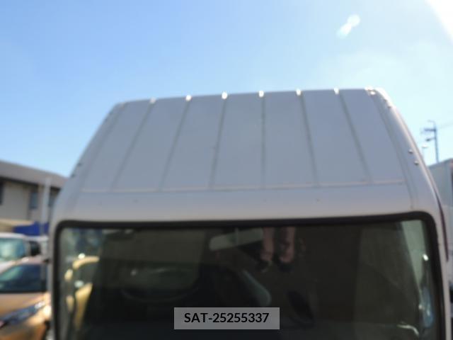 Mitsubishi CANTER 2015-11 332969-9