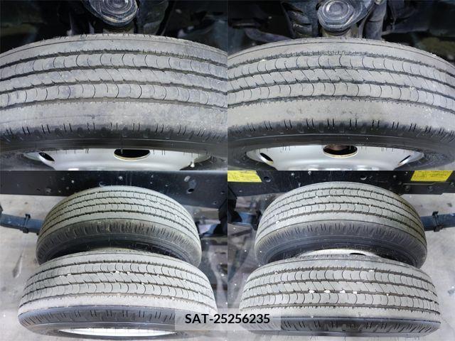 Isuzu ELF TRUCK 2011-01 387414-9