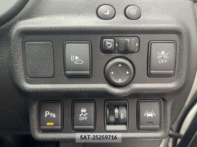 Nissan NOTE 2019-03 372502-17