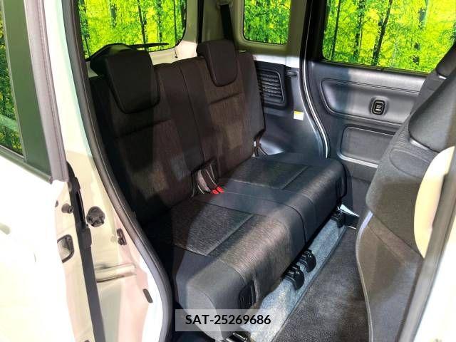 Suzuki SPACIA 2019-12 368647-9
