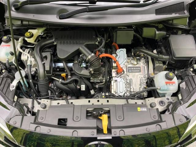 Nissan AURA 2023-06 27574-18