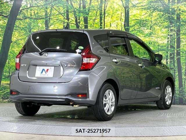 Nissan NOTE 2017-09 305409-17