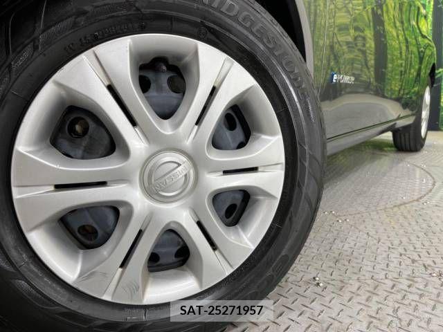 Nissan NOTE 2017-09 305409-13