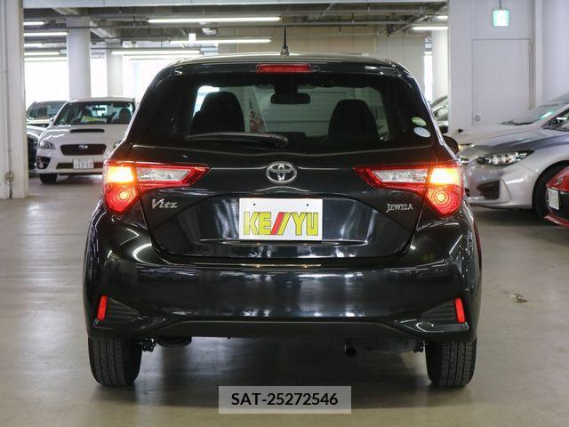 Toyota VITZ 2019-03 328904-5