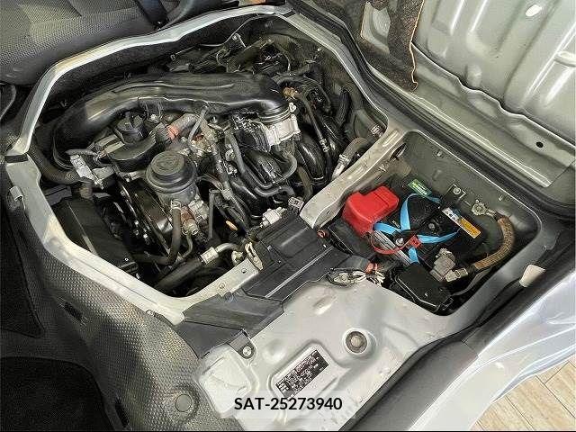 Toyota HIACE VAN 2015-06 272813-19