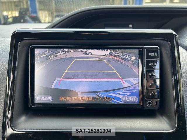 Toyota VOXY 2016-12 222773-7