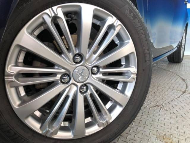 Peugeot 208 2019-02 195639-14