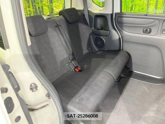Honda N BOX CUSTOM 2017-07 306714-9