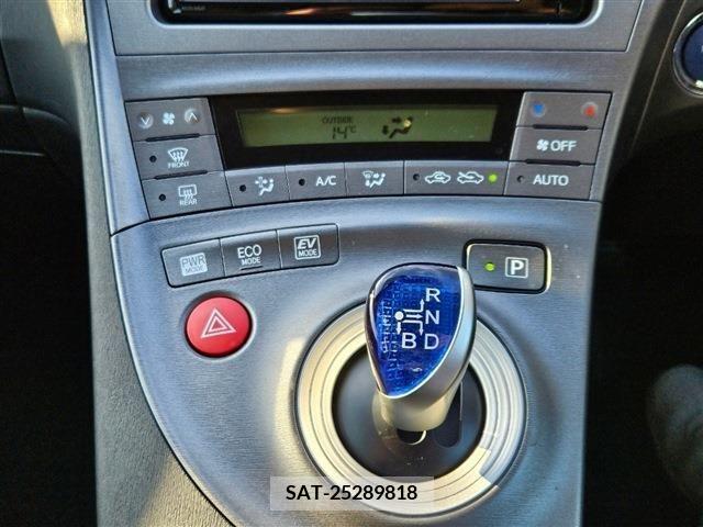 Toyota PRIUS 2014-09 213995-19