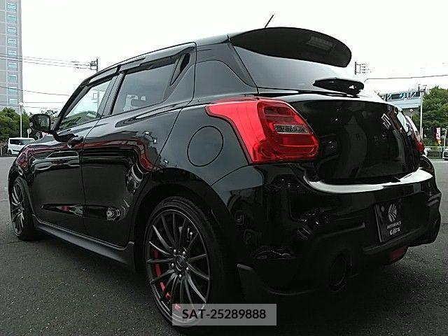 Suzuki SWIFT 2021-09 320850-8