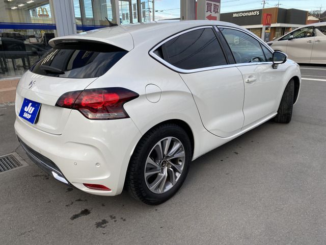 Citroen DS4 2012-04 5216-9