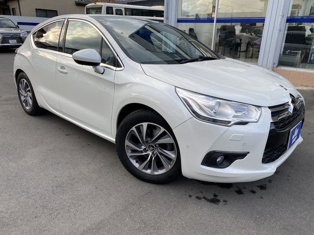 Citroen DS4 2012-04 5216-3